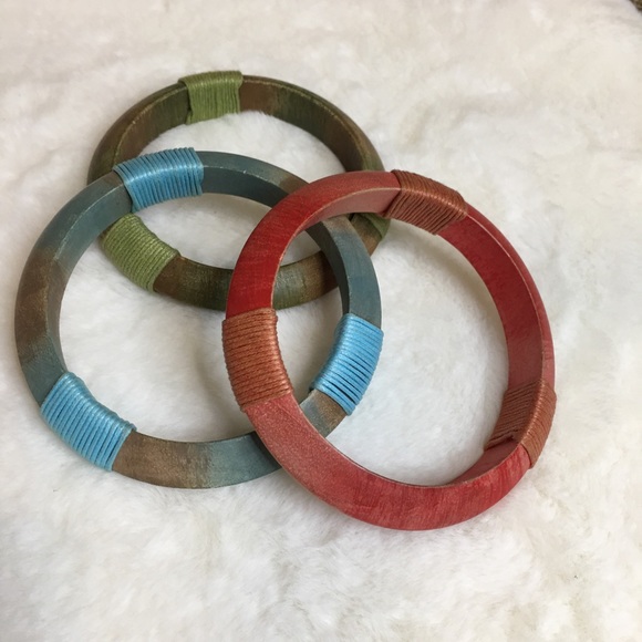 SET OF 3 - HANDMADE WOOD BANGLE BRACELETS FROM INDIA - Picture 5 of 5